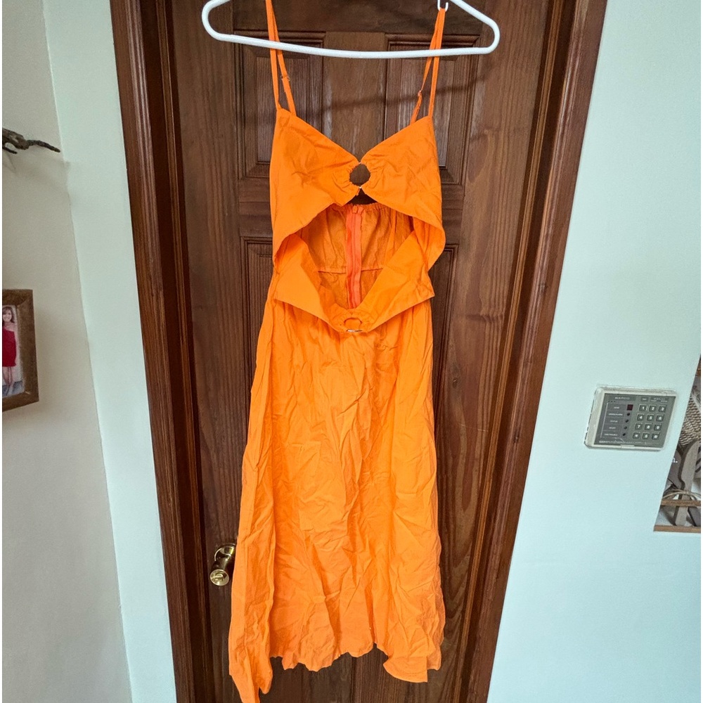 Sundress with two keyholes in orange size medium. Never worn